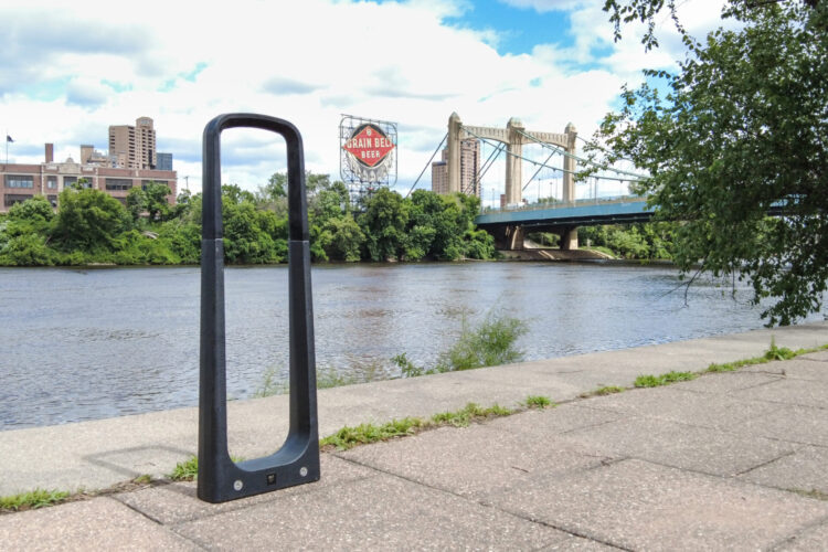 BKT 009 Bike Rack