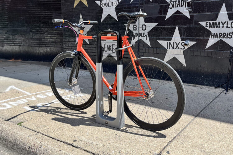 BKT 009 Bike Rack